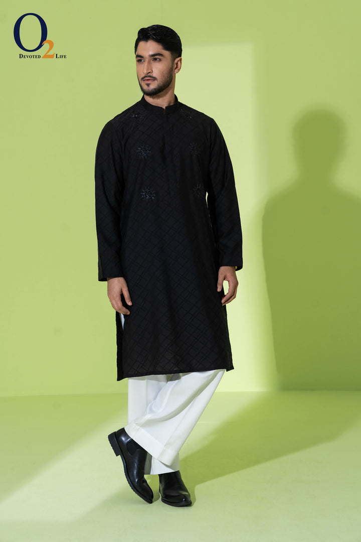 Zardozi Handwork Classic Fit Panjabi in Black - o2fashions
