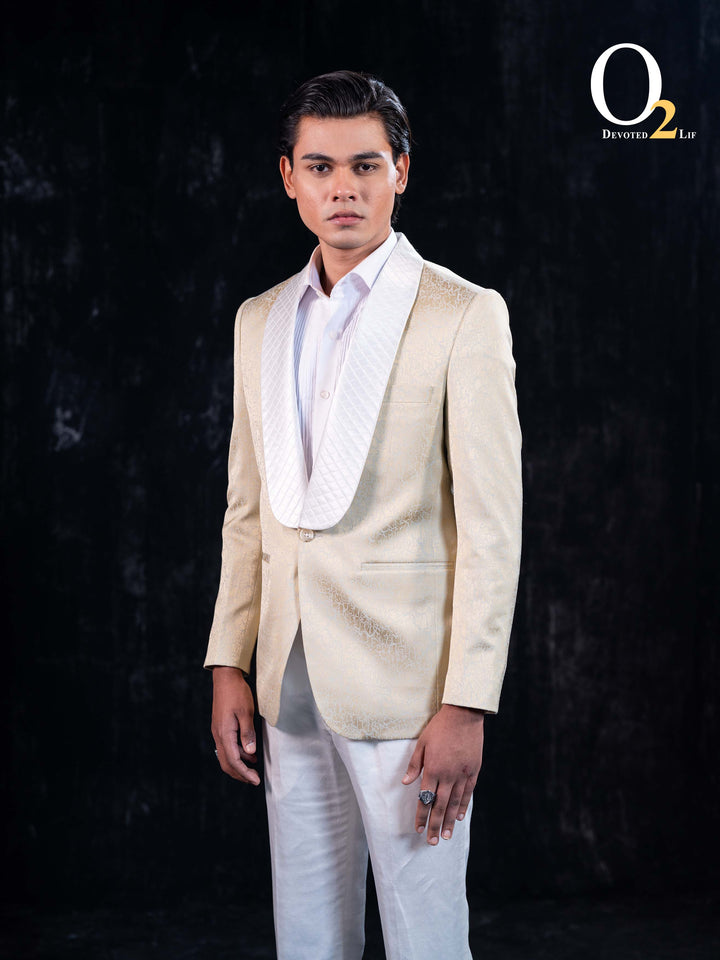 ''Cream  jacquard shawl lapel tuxedo '' ENVY