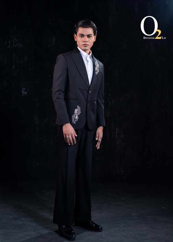 Shawl Lapel Tuxedo In Black ENVY