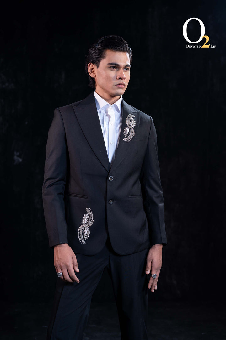 Shawl Lapel Tuxedo In Black ENVY
