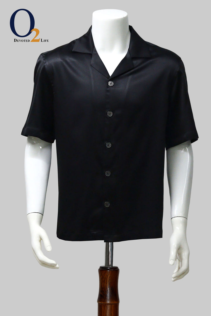 Premium short sleeve satin shirt in black - o2fashions