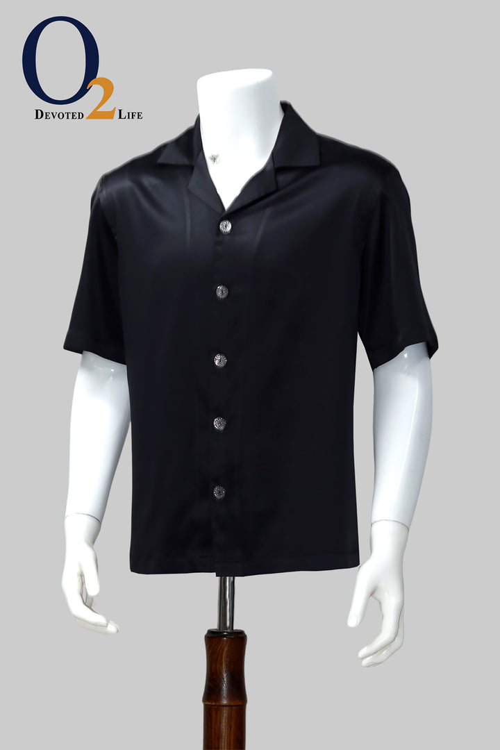 Premium short sleeve satin shirt in black - o2fashions