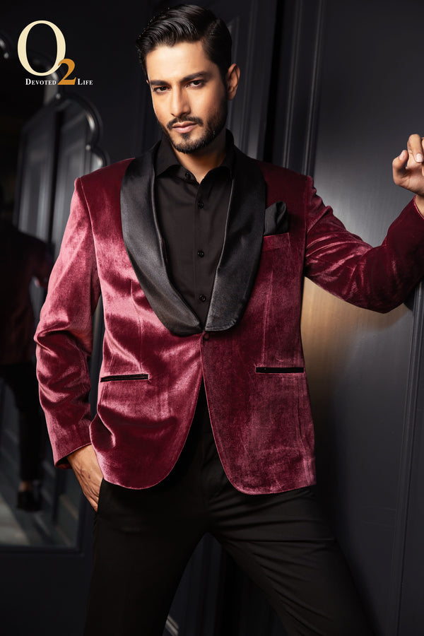 Gentlemen`s Corner Bordeaux Velvet Tuxedo