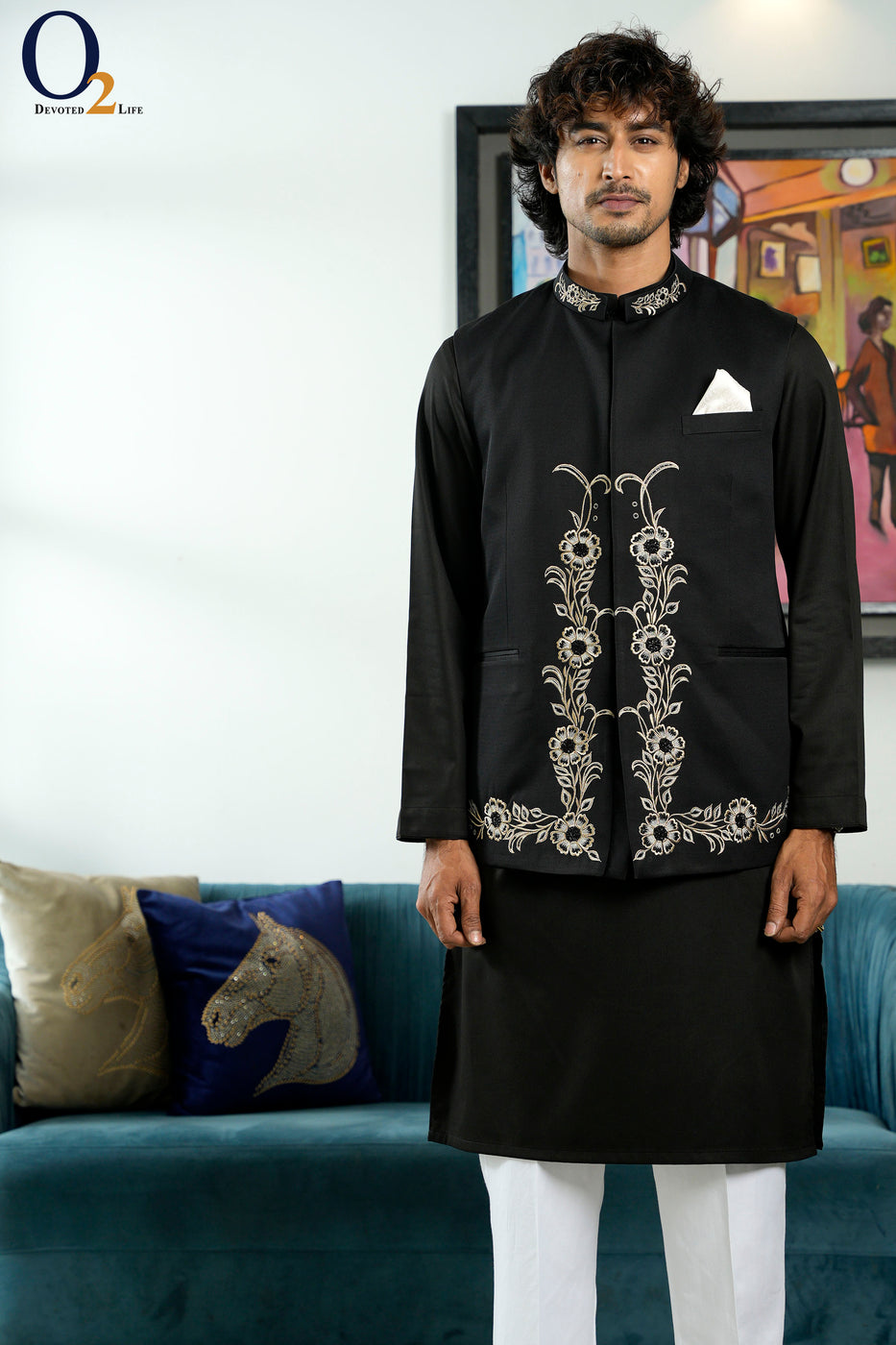Embroidered Jawahar Cut Ethnic Vest In Black
